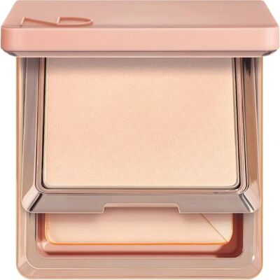 Natasha Denona Hy-glam Puderfoundation - Mittlere Deckkraft - Natürliches Finish - 36 Farbtöne Natasha Denona Hy-glam Puderfoundation - Mittlere Deckkraft - Natürliches Finish - 36 Farbtöne