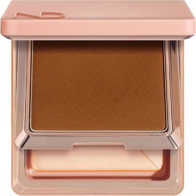 Natasha Denona Hy-glam Puderfoundation - Mittlere Deckkraft - Natürliches Finish Natasha Denona Hy-glam Puderfoundation - Mittlere Deckkraft - Natürliches Finish