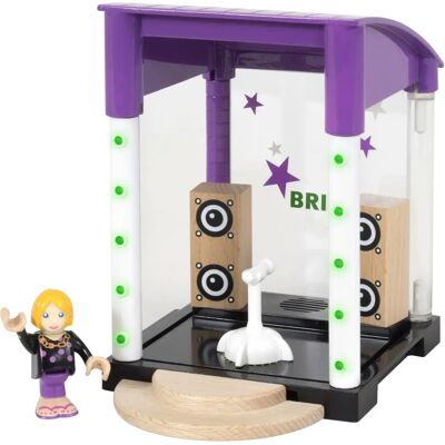 BRIO 33945 Ensemble de Jeu - Scène avec lumières et sons - Publicité BRIO 33945 Ensemble de Jeu - Scène avec lumières et sons - Publicité