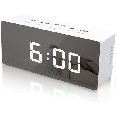 INF Spejloverflade LED-vækkeur - Digitalt, Hvidt, 14x3.4x5.5cm INF Spejloverflade LED-vækkeur - Digitalt, Hvidt, 14x3.4x5.5cm