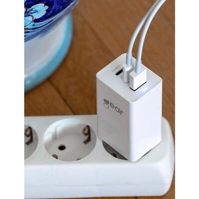 GAN 220V-laddare - 2x USB-C + 1x USB-A - Snabbladdning GAN 220V-laddare - 2x USB-C + 1x USB-A - Snabbladdning