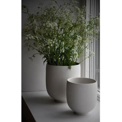 ERNST - Plantkruka - Diameter 14cm, Height 15cm, White ERNST - Plantkruka - Diameter 14cm, Height 15cm, White