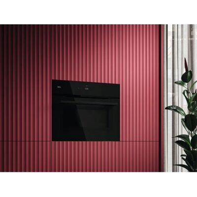 AEG NKK8N721B 44L 3000W Preto - Forno AEG NKK8N721B 44L 3000W Preto - Forno