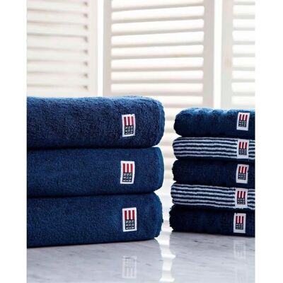 Lexington Original kylpypyyhe Navy - Uima-allas & Ranta Lexington Original kylpypyyhe Navy - Uima-allas & Ranta