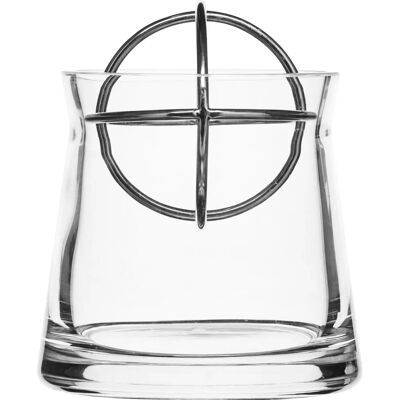 Born in Sweden Vase Sphérique Acier Inoxydable - Vase - Publicité Born in Sweden Vase Sphérique Acier Inoxydable - Vase - Publicité