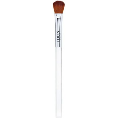 IDUN Minerals Vinklet Blending Brush - Sminkeverktøy IDUN Minerals Vinklet Blending Brush - Sminkeverktøy