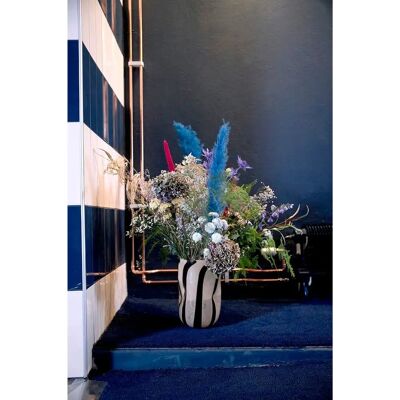 Byon Curt Vase Sort/Beige - Vase Byon Curt Vase Sort/Beige - Vase