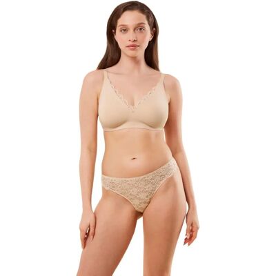 String en microfibre Amourette de Triumph - Lingerie - Publicité String en microfibre Amourette de Triumph - Lingerie - Publicité