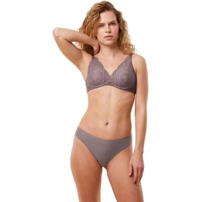 Triumph Modèle 0040 Culotte en dentelle haute jambe - Sous-vêtements pour femmes - Publicité Triumph Modèle 0040 Culotte en dentelle haute jambe - Sous-vêtements pour femmes - Publicité