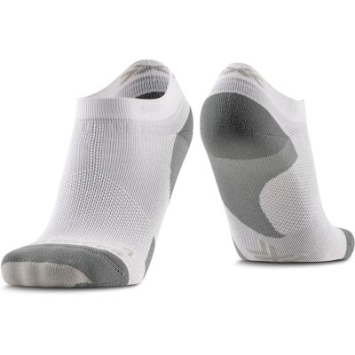 Chaussettes X Bionic Run Discover Low Cut - gris clair - Chaussettes - Publicité Chaussettes X Bionic Run Discover Low Cut - gris clair - Chaussettes - Publicité