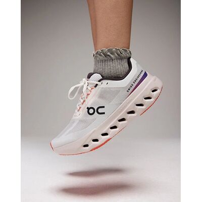 On Cloudsurfer Next Damen Laufschuhe Weiß/Orange - Sportswear On Cloudsurfer Next Damen Laufschuhe Weiß/Orange - Sportswear