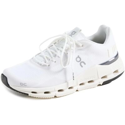 On Cloudnova Form 2 Sneakers - Vit/Elfenben - Lätt, Miljövänlig On Cloudnova Form 2 Sneakers - Vit/Elfenben - Lätt, Miljövänlig