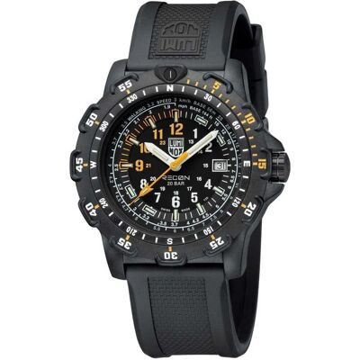 Ensemble anniversaire Luminox 35 Land Recon Point Man XL.8825.H.SET - Montre et bracelet - Publicité Ensemble anniversaire Luminox 35 Land Recon Point Man XL.8825.H.SET - Montre et bracelet - Publicité