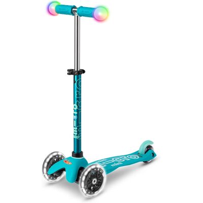 Trottinette Mini Micro Deluxe Magic Aqua avec roues LED pour enfants - Publicité Trottinette Mini Micro Deluxe Magic Aqua avec roues LED pour enfants - Publicité