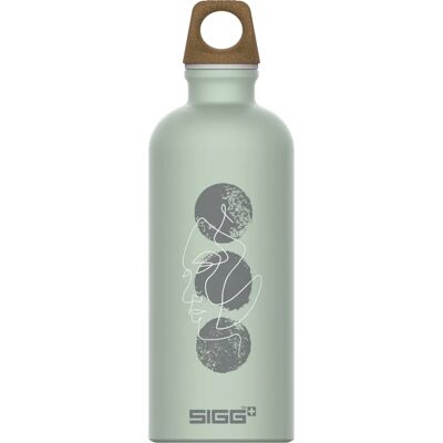 SIGG Traveller MyPlanet 600ml Bottiglia d'acqua riciclata - Eco Friendly SIGG Traveller MyPlanet 600ml Bottiglia d'acqua riciclata - Eco Friendly