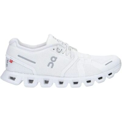 Baskets ON Running Cloud 5 pour Femmes - Tout Blanc - Publicité Baskets ON Running Cloud 5 pour Femmes - Tout Blanc - Publicité