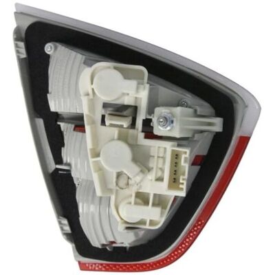 Magneti Marelli Malli 714027640801 Oikea sisävalo takana - Takavalo Magneti Marelli Malli 714027640801 Oikea sisävalo takana - Takavalo