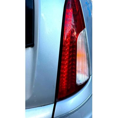 Magneti Marelli Lancia Musa Fanale Posteriore Destro - Luce Automobilistica Magneti Marelli Lancia Musa Fanale Posteriore Destro - Luce Automobilistica