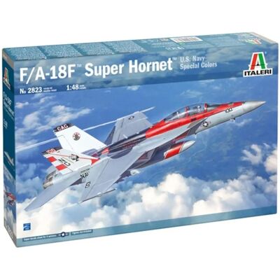 Italeri F/A-18F Super Hornet - Scala 1:48 - Colori Speciali US Navy Italeri F/A-18F Super Hornet - Scala 1:48 - Colori Speciali US Navy