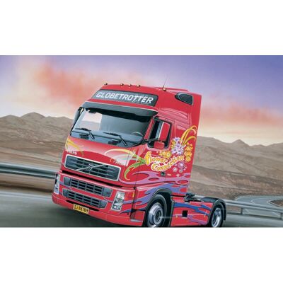 Italeri Volvo FH16 Globetrotter XL Truck/Trailer Model Kit - 1:24 Italeri Volvo FH16 Globetrotter XL Truck/Trailer Model Kit - 1:24