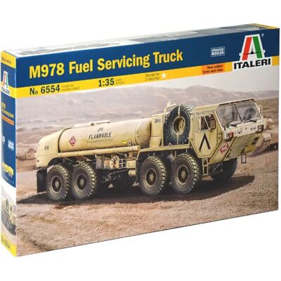 Italeri M978 Bränsletjänstbil - Militär modell Italeri M978 Bränsletjänstbil - Militär modell