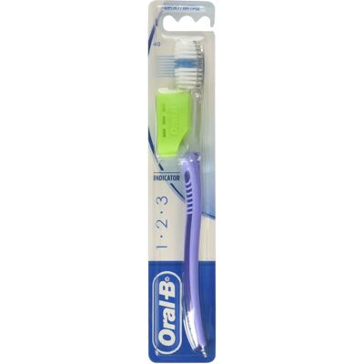Spazzolino medio con indicatore Oral-B 1.2.3 - Spazzolino Spazzolino medio con indicatore Oral-B 1.2.3 - Spazzolino
