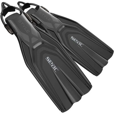 Seacsub Ailes de Plongée Style Sling Strap - Palmes de plongée - Publicité Seacsub Ailes de Plongée Style Sling Strap - Palmes de plongée - Publicité