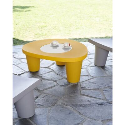 Tavolino Low Lita di Slide - Designer Paola Navone Tavolino Low Lita di Slide - Designer Paola Navone