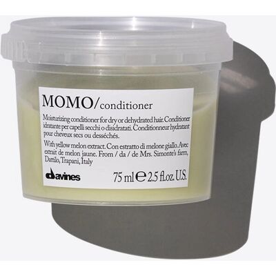 Condicionador de Cabelos Davines Momo - Hidrata, Desembaraça, Brilho Condicionador de Cabelos Davines Momo - Hidrata, Desembaraça, Brilho