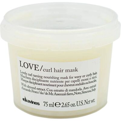 Davines Love Curl Haarmaske - Feuchtigkeitsspendende Lockenpflege Davines Love Curl Haarmaske - Feuchtigkeitsspendende Lockenpflege