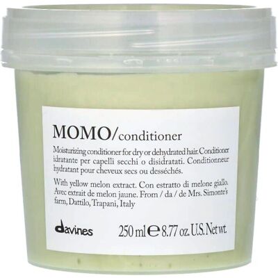Davines Momo Conditioner - Letvægts fugtgivende balsam til tørt hår Davines Momo Conditioner - Letvægts fugtgivende balsam til tørt hår