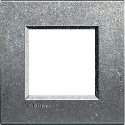 Legrand LNA4802NA Plaque Murale - Compatible avec les appareils Livinglight - Publicité Legrand LNA4802NA Plaque Murale - Compatible avec les appareils Livinglight - Publicité