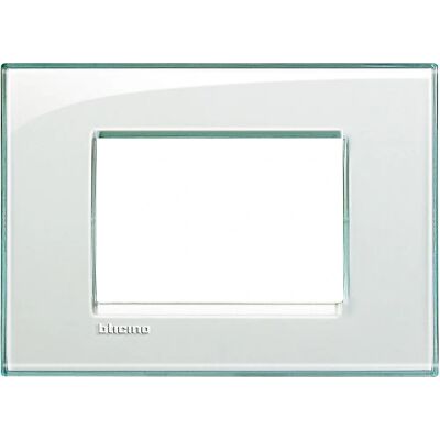 Legrand LNA4803KA Wall Plate - 3 Module Livinglight Legrand LNA4803KA Wall Plate - 3 Module Livinglight