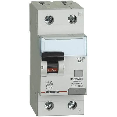 BTicino - Interruttore differenziale 32A 30mA 2 moduli BTicino - Interruttore differenziale 32A 30mA 2 moduli