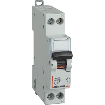 Interruptor de circuito BTicino 10A 6kA Modelo FN881C10 Interruptor de circuito BTicino 10A 6kA Modelo FN881C10