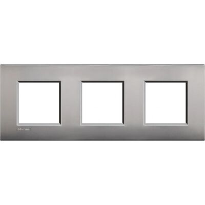 Legrand LNE4802M3NK Satin Nikkel Väggplatta - Väggströmbrytare Cover Legrand LNE4802M3NK Satin Nikkel Väggplatta - Väggströmbrytare Cover