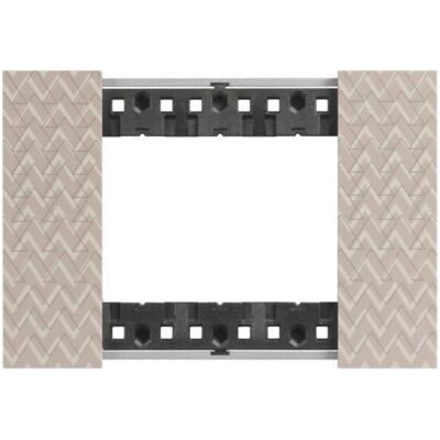 Plaque Murale Bticino Living Now - 3 Modules - Effet Pixel Plaque Murale Bticino Living Now - 3 Modules - Effet Pixel