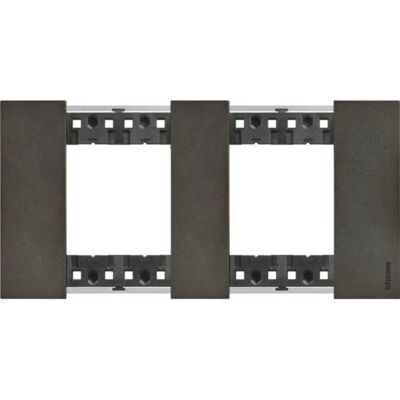 Legrand KA4802M2NG Wandplatte - Schalterabdeckung Legrand KA4802M2NG Wandplatte - Schalterabdeckung