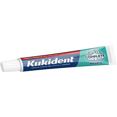 Procter & Gamble Kukident Complete Colla Adesiva Neutra per Dentiere Procter & Gamble Kukident Complete Colla Adesiva Neutra per Dentiere