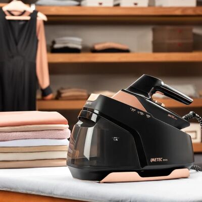 Imetec Evos - Schwarz, Roségold - Dampfbügeleisen mit Boiler Imetec Evos - Schwarz, Roségold - Dampfbügeleisen mit Boiler