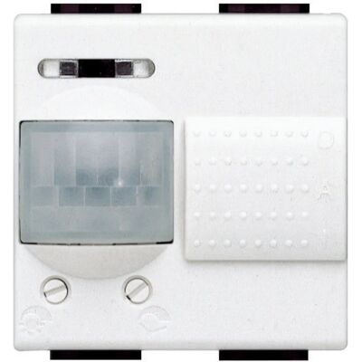 Legrand N4432 Rörelsesensor - Passiv Infraröd, 3-ledning, Vit Legrand N4432 Rörelsesensor - Passiv Infraröd, 3-ledning, Vit