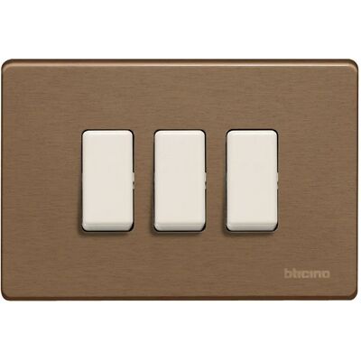 Placa de interruptor bronze Bticino Magic 3 módulos - Switch Plate Placa de interruptor bronze Bticino Magic 3 módulos - Switch Plate