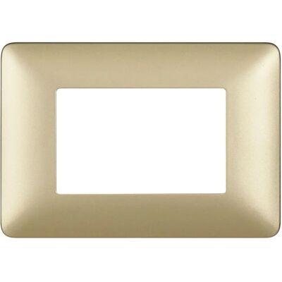 BTicino Matix - Placca oro 3 moduli - Decorazione elettrica BTicino Matix - Placca oro 3 moduli - Decorazione elettrica