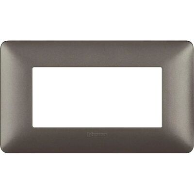 BTicino Matix - Placca metallica 4 moduli - Ferro - Design moderno BTicino Matix - Placca metallica 4 moduli - Ferro - Design moderno