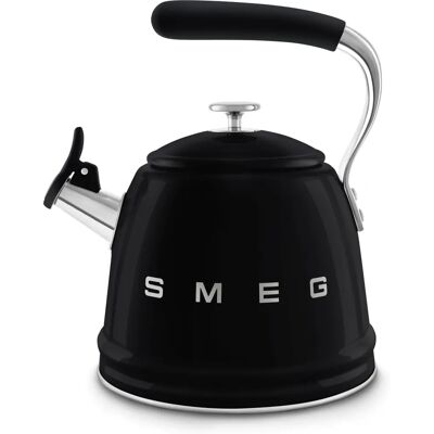 Smeg WKF01BL Retro Stil Vannkoker - 2,3L - Svart Smeg WKF01BL Retro Stil Vannkoker - 2,3L - Svart