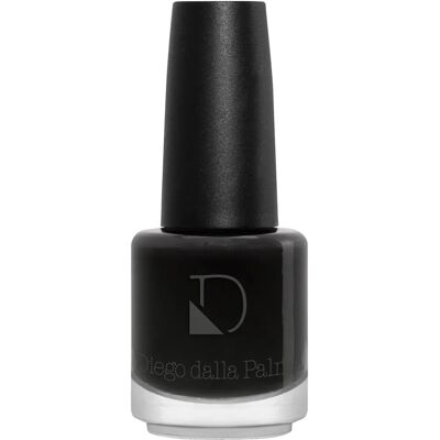 Diego dalla Palma Schwarzer Nagellack - Langanhaltend, Reichhaltige Farbe, Einfach aufzutragen Diego dalla Palma Schwarzer Nagellack - Langanhaltend, Reichhaltige Farbe, Einfach aufzutragen