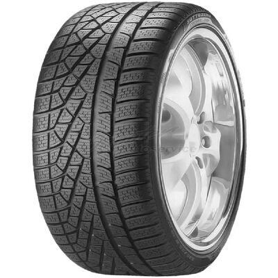 Pirelli Winterreifen 235/50 R19 - Autoreifen Pirelli Winterreifen 235/50 R19 - Autoreifen