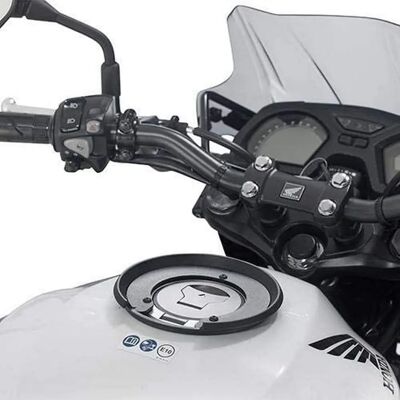 Givi Tanklock Rendszer Tanklock Táskákhoz - Fekete Givi Tanklock Rendszer Tanklock Táskákhoz - Fekete