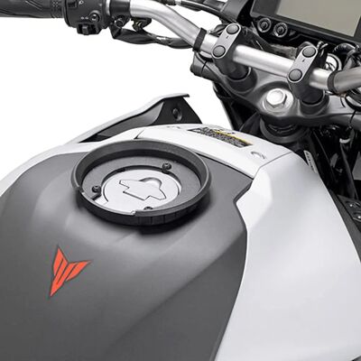 Support de Sacoche Tanklock Givi BF54 - Accessoire Moto - Publicité Support de Sacoche Tanklock Givi BF54 - Accessoire Moto - Publicité
