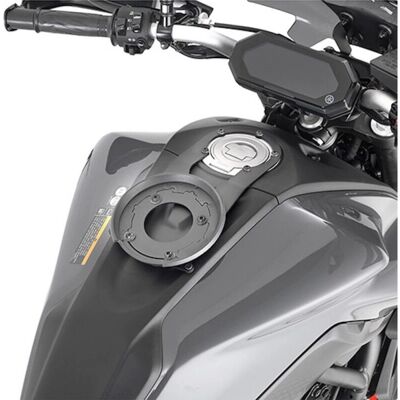 GIVI Yamaha MT-07 Tanklock System - Svart GIVI Yamaha MT-07 Tanklock System - Svart